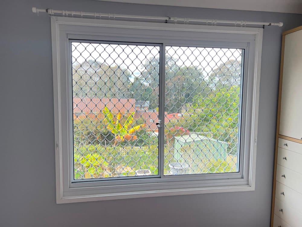 Security Mesh Window, Grey Room